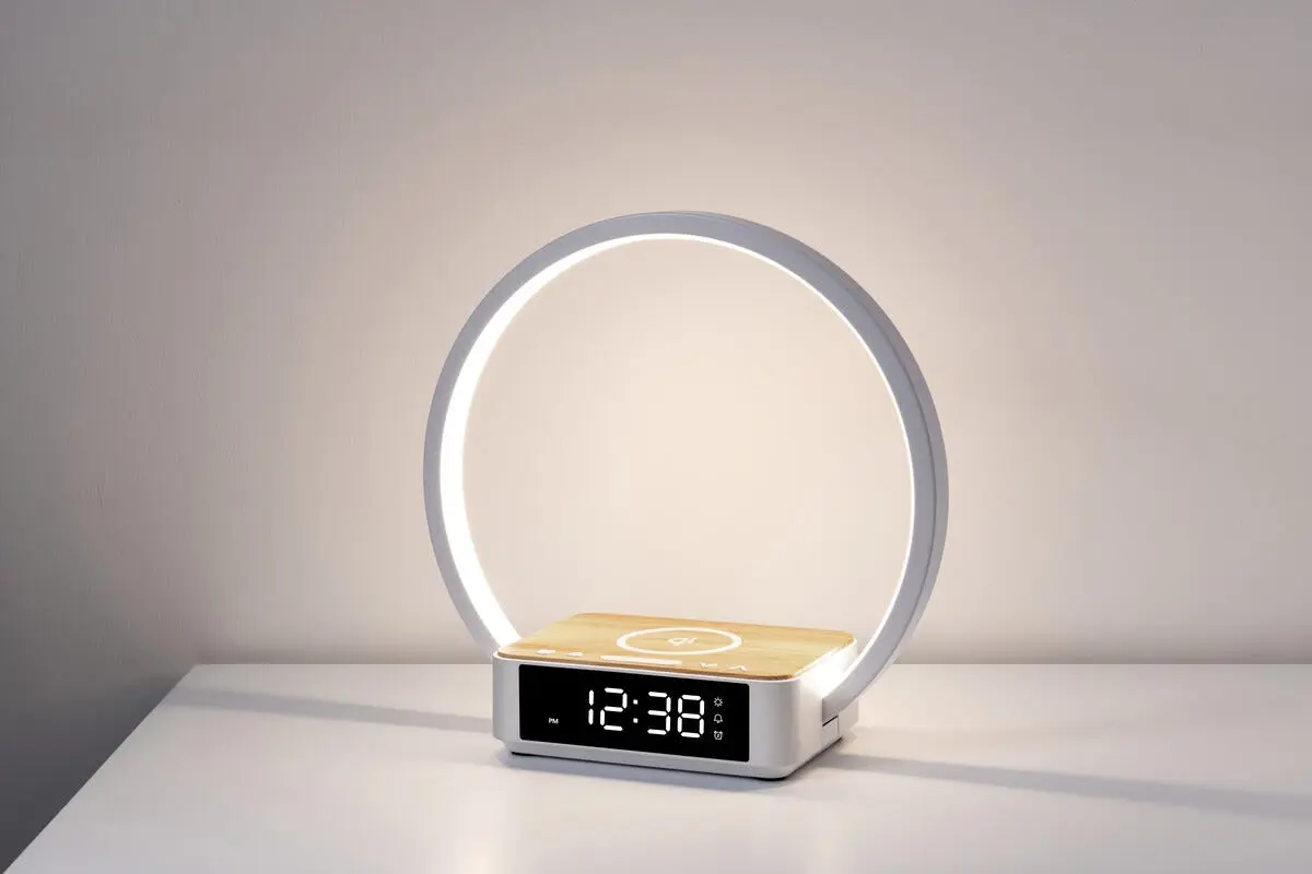 Wake-Up Light Digital Väckarklocka med trådlös Qi-laddning Vit