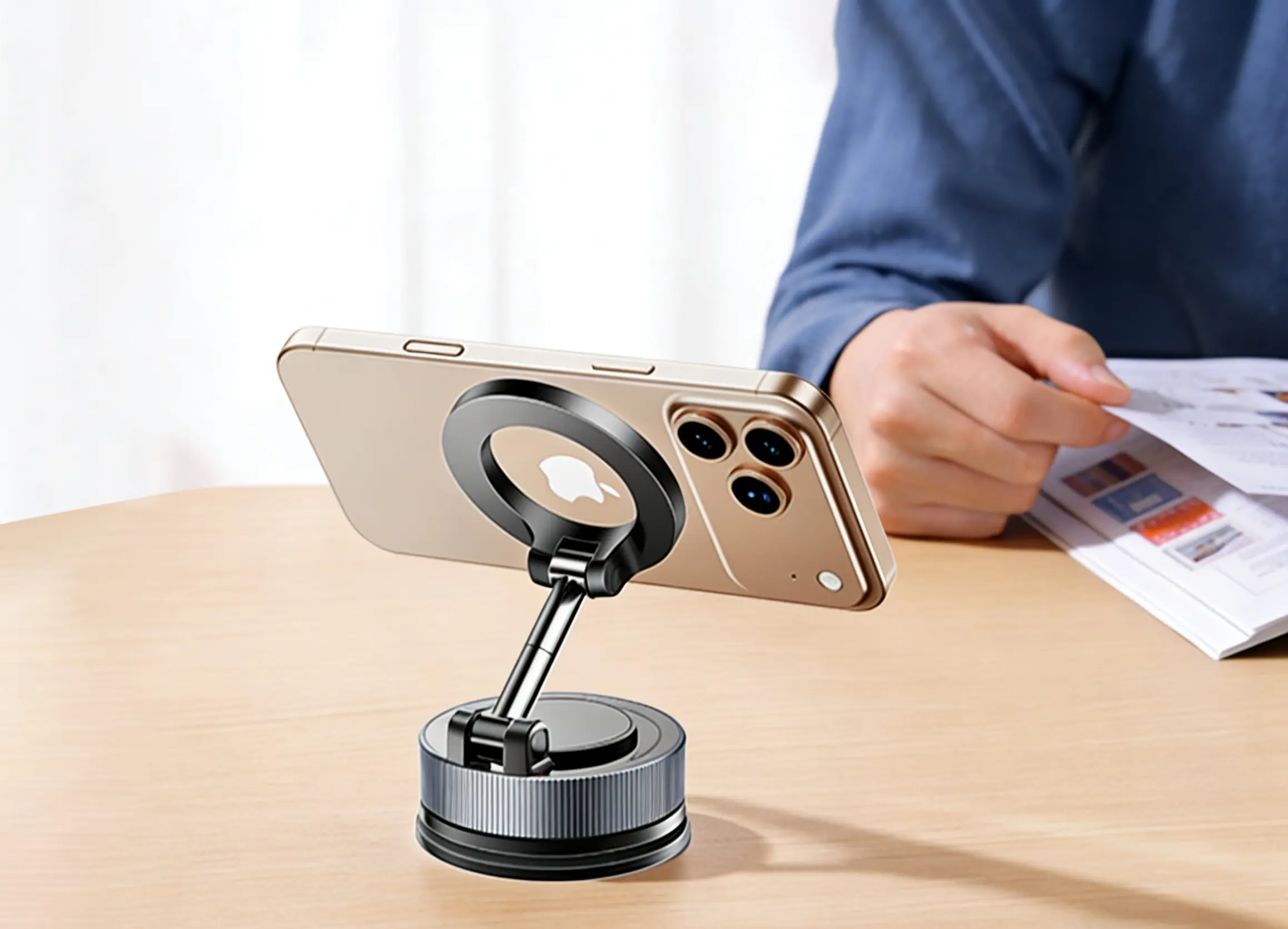 Roterbar magnetisk smartphonehållare Svart