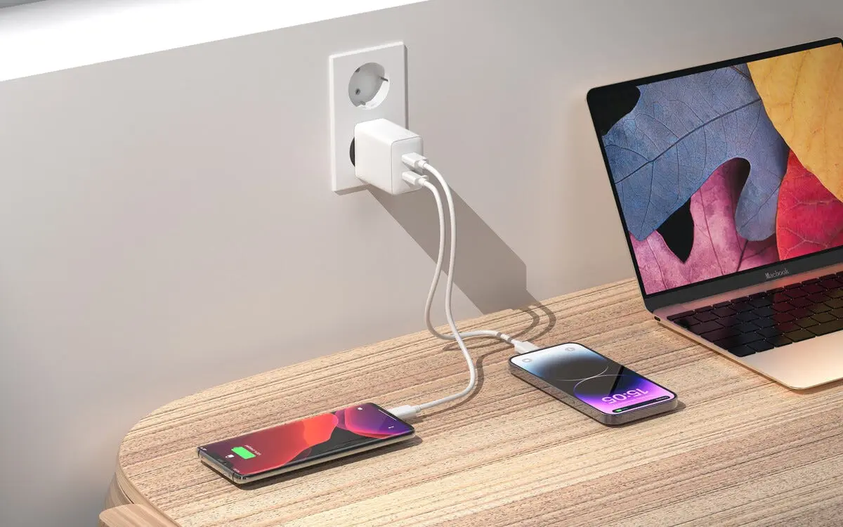 GaN Väggladdare 2 x USB-C 45W Vit