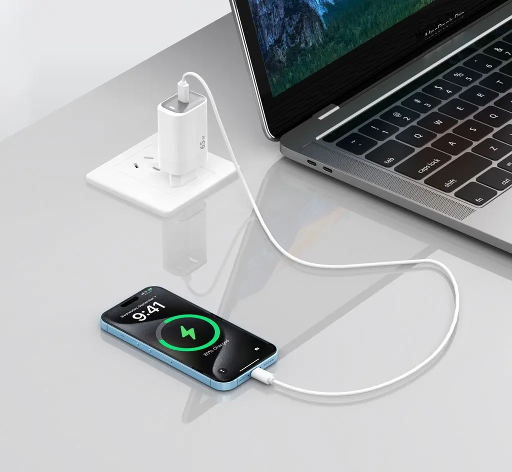 GaN Väggladdare USB-C PD 65W Vit