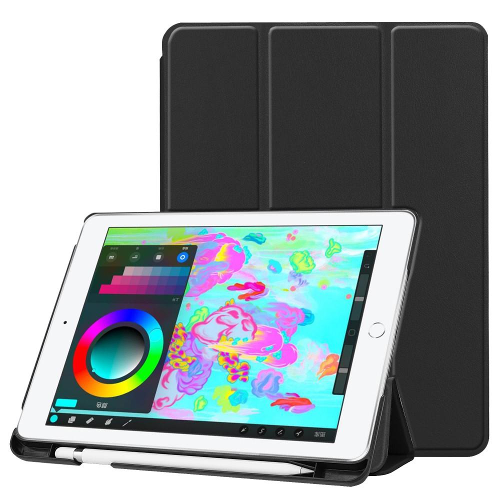 Apple iPad 9.7 5th Gen (2017) Etui Tri-fold Pencil-holder Svart