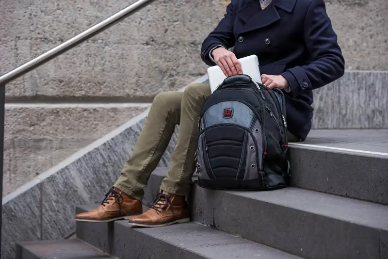 Datorryggsäck Synergy 16" Svart